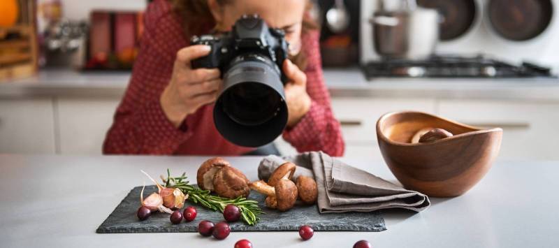 Création de vidéos promotionnelles pour votre marque et montage vidéo par une vidéaste professionnelle